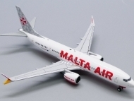 43035_jc-wings-xx40010-boeing-737-8-200-max-malta-air-9h-vuc-x9d-181375_7.jpg