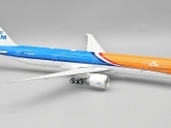 47055_inflight-200-if773kl1125-boeing-777-300er-x12-199405_2.jpg