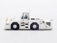 42614_jc-wings-gse2wt500e03-airport-accessories-jal-oc-wt500e-towing-tractor-xba-187672_9.jpg
