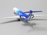 42638_jc-wings-xx2366-canadair-crj900-lot-polish-airlines-nordica-livery-es-acb-xe8-187925_6.jpg