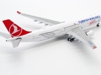 42826_jc-wings-ew4333012-airbus-a330-300-turkish-airlines-300th-aircraft-tc-lnc-x5b-189279_5.jpg