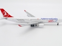 42826_jc-wings-ew4333012-airbus-a330-300-turkish-airlines-300th-aircraft-tc-lnc-xc5-189279_2.jpg