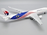 43987_jc-wings-xx20085-airbus-a330-300-malaysia-airlines-negaraku-livery-9m-mtj-xed-195863_3.jpg