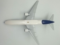 45108_ppc-223052-boeing-767-300er-malev-hungarian-airlines-ha-lhc-x17-197360_1.jpg