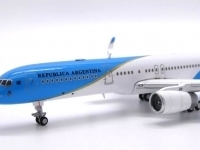 45228_jc-wings-lh4357-boeing-757-200-argentina-air-force-arg-01-x53-195883_10.jpg