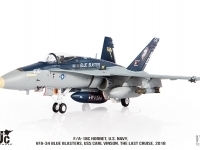 45239_jcw-72-f18-018-004.jpg