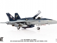 45239_jcw-72-f18-018-008.jpg