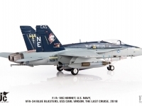 45239_jcw-72-f18-018-012.jpg