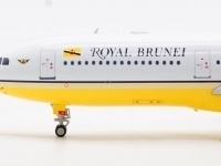 45252_b-models-b-342-001-airbus-a340-212-royal-brunei-airlines-v8-001-xb0-202334_5.jpg