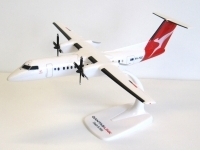 45904_ppc-224363-bombardier-dash-8-300-qantas-link-vh-tqz-x79-210092_0.jpg
