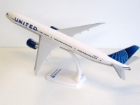 46167_ppc-224134-boeing-777-300er-united-n2352u-xdd-211624_1.jpg
