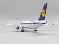 46426_ew2306003_09.jpg