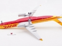 46678_b-models-b-333-jfk-airbus-a330-343p2f-dhl-d-ajfk-x38-212012_2.jpg