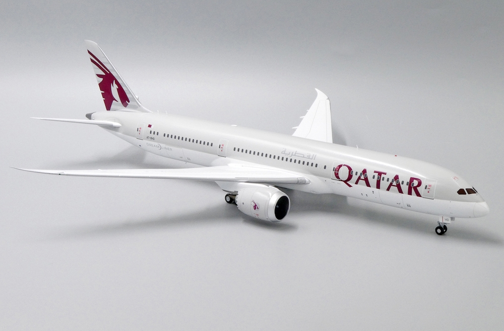 42658_jc-wings-xx2394-boeing-787-9-dreamliner-qatar-airways-a7-bhd-x0e-188698_2.jpg