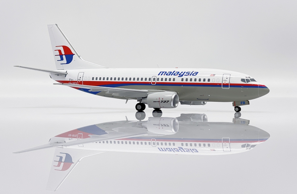 44524_jc-wings-xx20253-boeing-737-500-malaysia-airlines-9m-mfb-x43-197864_5.jpg
