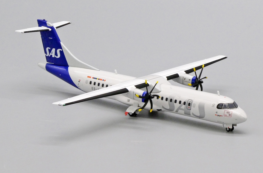 44814_jc-wings-xx2428-atr72-600-sas-scandinavian-airlines-es-ath-xe5-200032_3.jpg