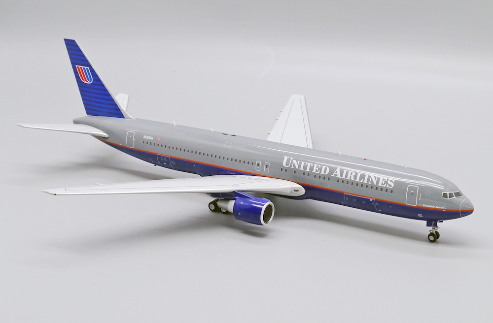 44991_jc-wings-xx20159-boeing-767-300er-united-airlines-battleship-n666ua-x00-201223_2.jpg