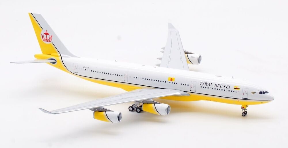 45252_b-models-b-342-001-airbus-a340-212-royal-brunei-airlines-v8-001-xa5-202334_1.jpg