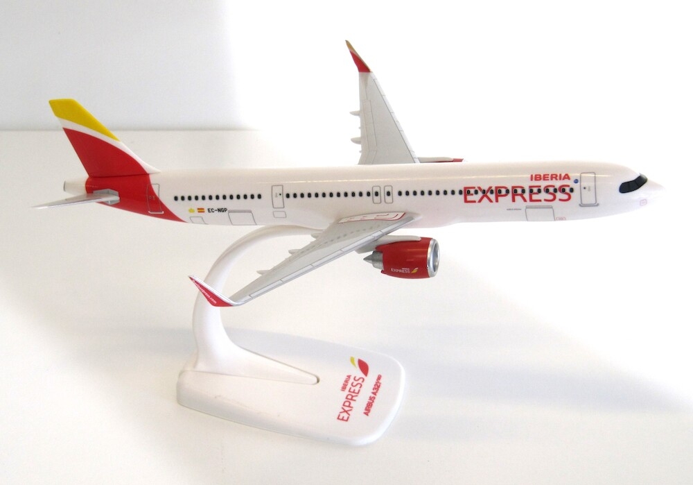 45418_ppc-224042-airbus-a321neo-iberia-express-ec-ngp-xad-207436_1.jpg