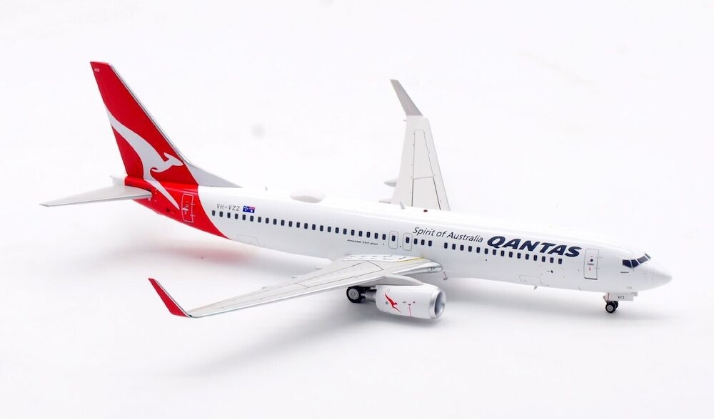 45520_inflight-200-if738qf0324-boeing-737-800-qantas-vh-vzz-x37-203933_8.jpg