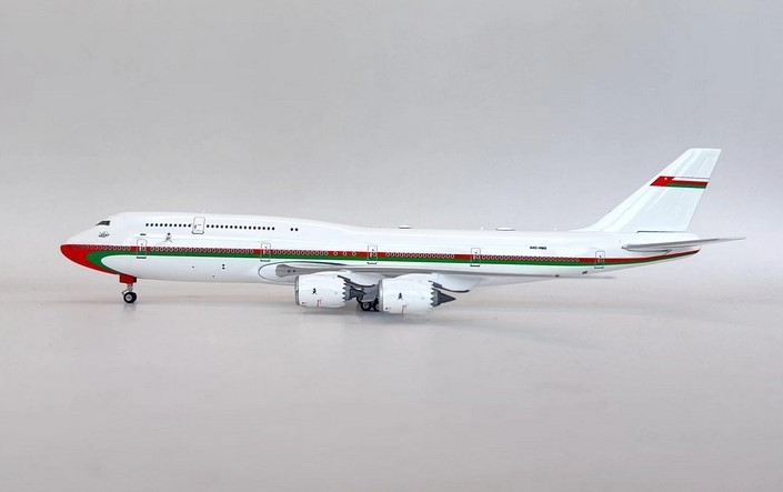 45655_phoenix-models-11933-boeing-747-8ho-oman-royal-flight-a4o-hms-x08-205895_0.jpg