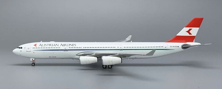 45663_phoenix-models-11944-airbus-a340-300-austrian-airlines-oe-lak-xc4-206702_0.jpg