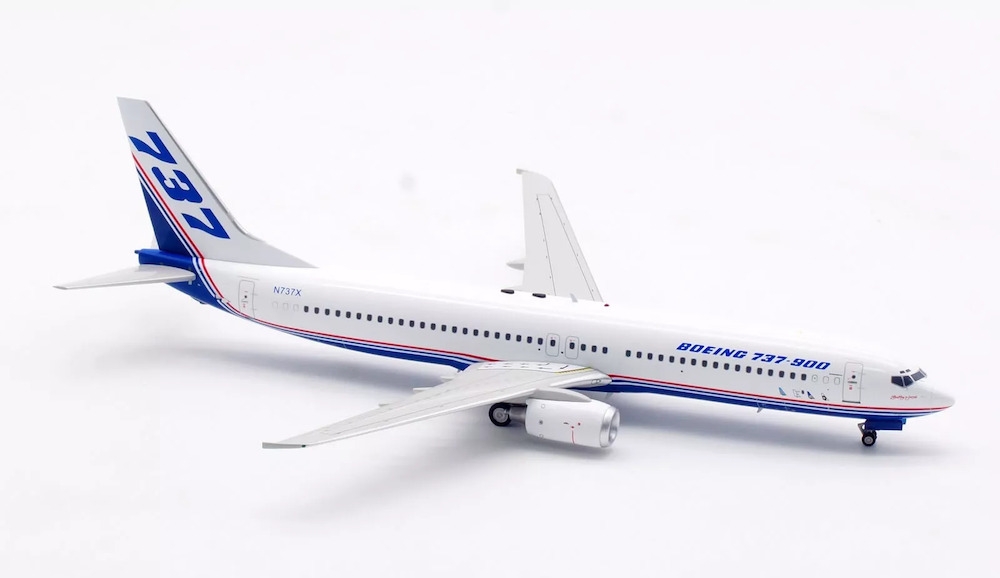 45682_inflight-200-if739737x-boeing-737-990-boeing-house-colours-n737x-xca-206746_1.jpg