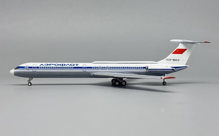 46705_phoenix-models-12042-ilyushin-il62-aeroflot-leonid-breznheys-plane-cccp-86612-x26-214384_0.jpg