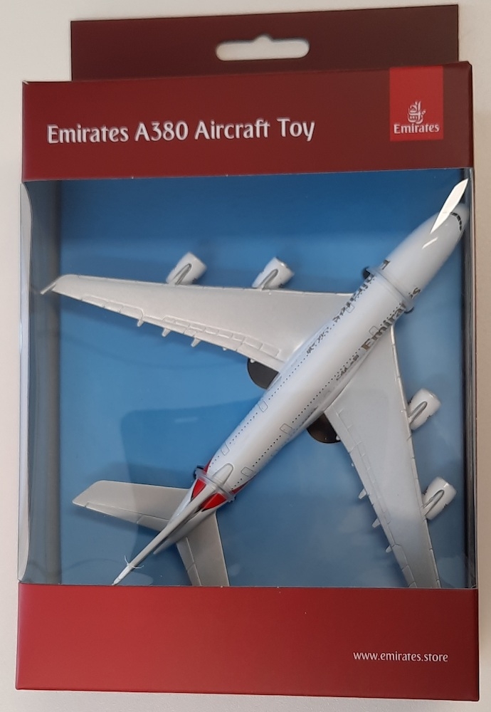 47093_ppc-286737-single-plane-for-airport-playset-airbus-a380-emirates-x41-195968_0.jpg